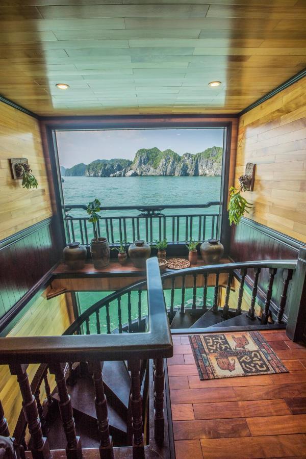 Cozy Boutique Cruise Hotel Dong Khe Sau Ngoại thất bức ảnh